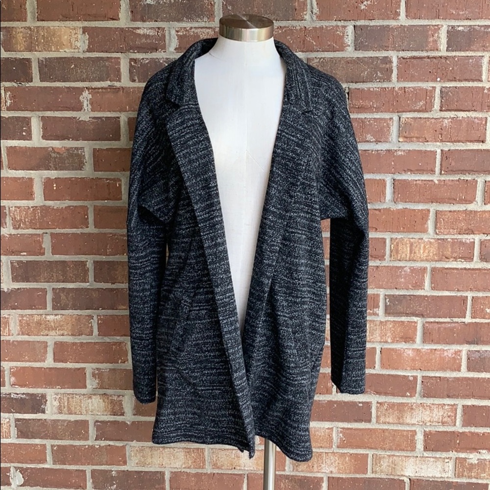 ⭐️Dalia Collection Black & Grey Blazer Medium